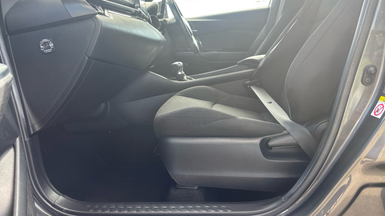 Toyota C-HR 1.8 Hybrid Icon 5dr CVT Hybrid Hatchback